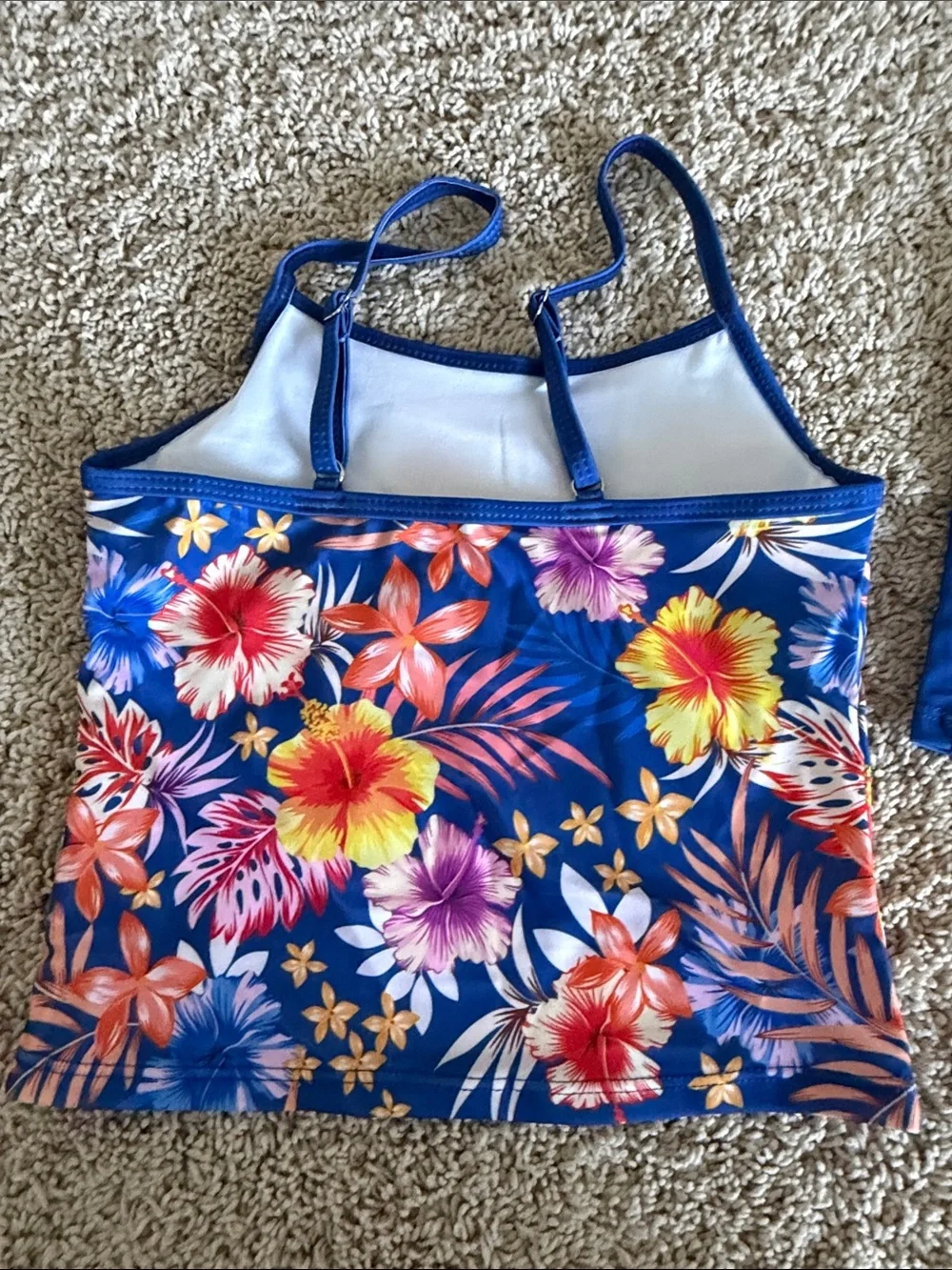 NWT Amazon Girls Blue Floral Rashguard Tankini Set with Ruffle Bottoms size 7-8